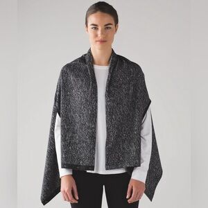 Lululemon Vinyasa Wrap Running Luon Suited Jacquard Black White / Black